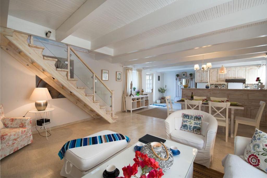 Villa Maritsa, Magazia Gaios Luaran gambar